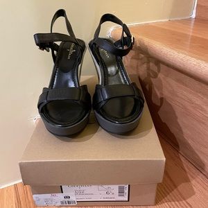 Coke Haan Wedge sandal